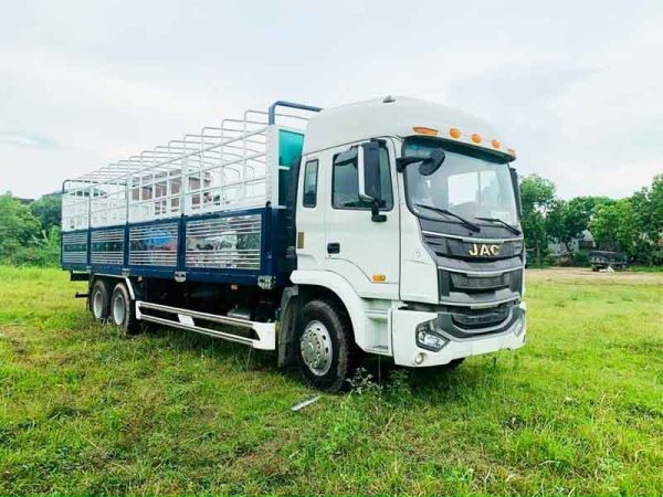 Xe Tải Jac A5 13.6 Tấn 3 Chân Thùng Bạt 1